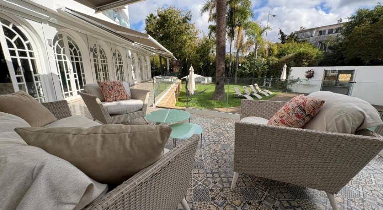 Villa with pool | Pets allowed — photo 2