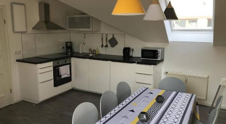 Rental apartment with 3 rooms for 6 persons — photo 3