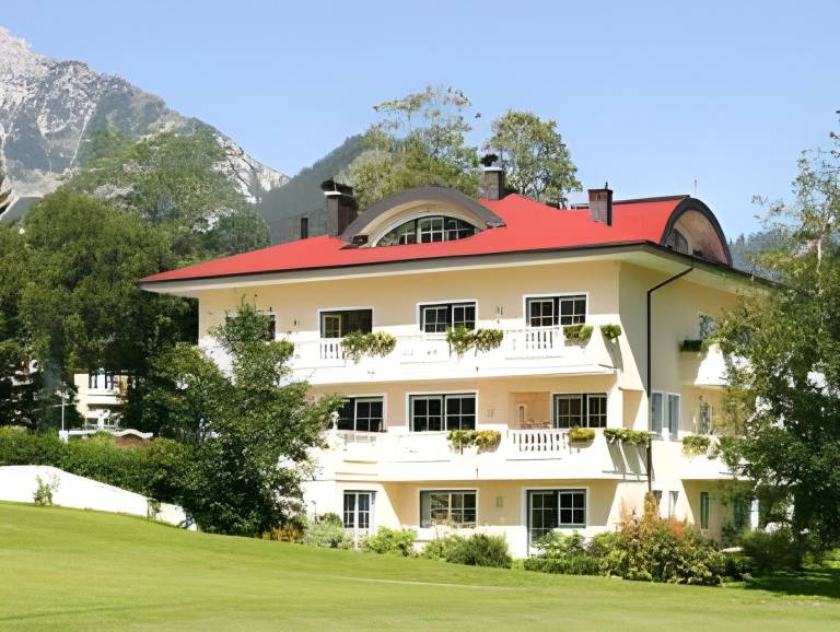 Holiday apartment with patio, sauna & garden in Eben am Achensee
