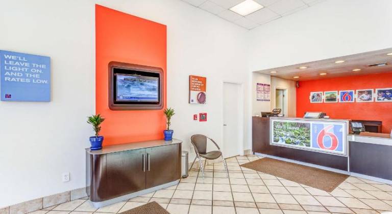 Motel 6 Portland, OR - Tigard West — photo 5