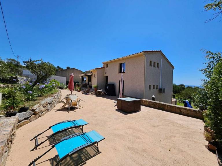 Ferienwohnung  Sagone