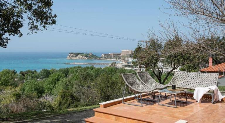 Fully equipped villa with yard, terrace & BBQ | Close to the beach | Pets are welcome — photo 3
