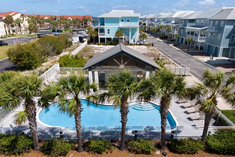 Family-friendly house with barbecue, hot tub & pool | Next to the beach | Pets allowed — photo 4