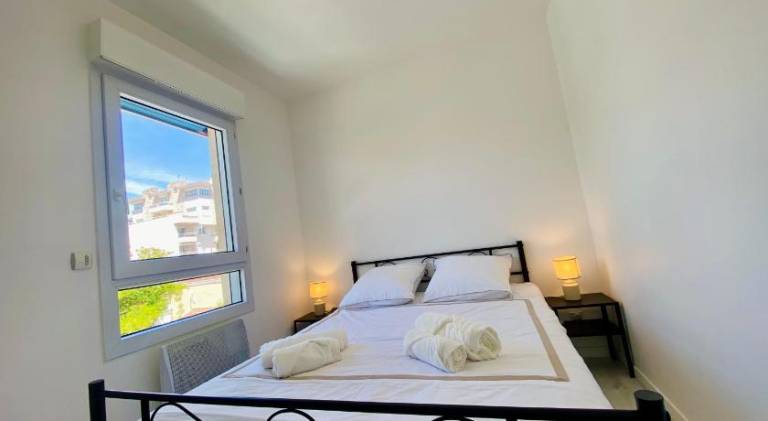 Holiday apartment with 3 rooms for 6 persons — photo 2