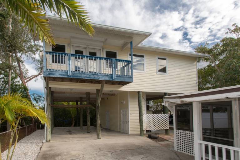 House  Indian Shores