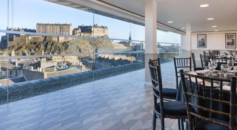 DoubleTree by Hilton Edinburgh City Centre — photo 5