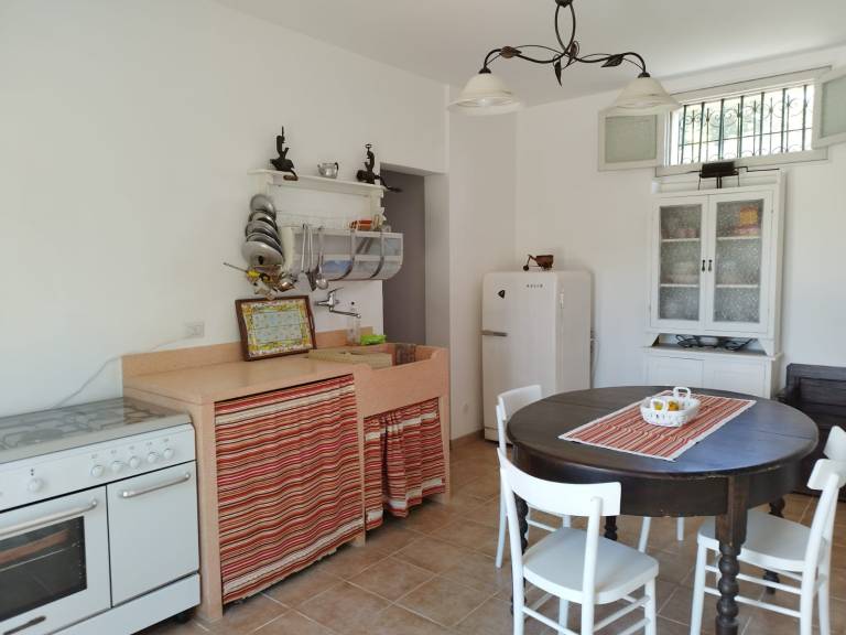 Family-friendly beautiful farm with garden & barbeque | Nature view | Pets allowed — photo 3