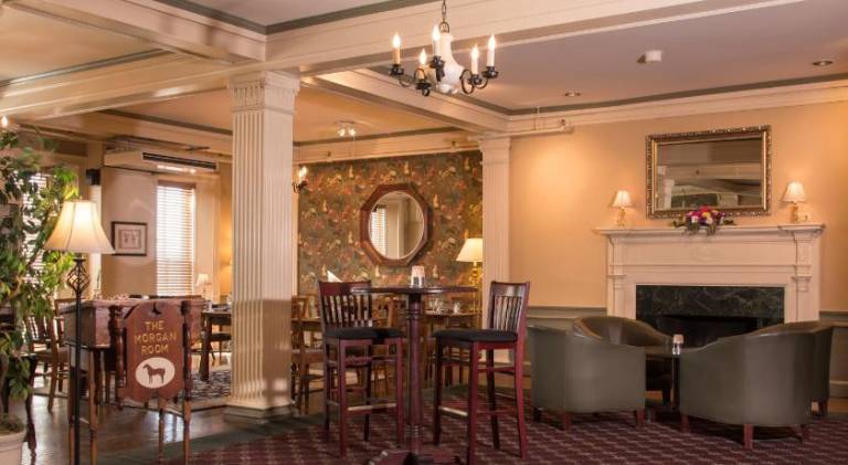 Middlebury Inn — photo 3