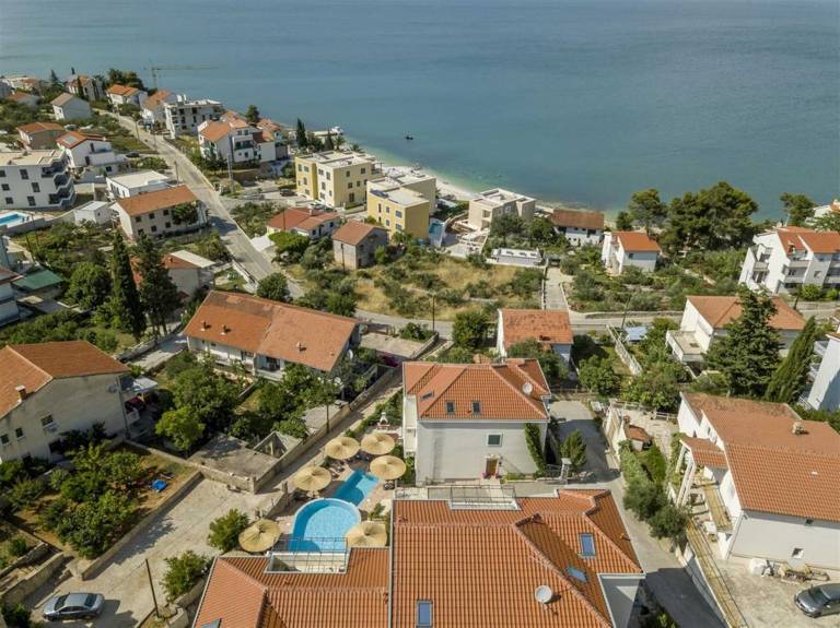 Seaview apartment Clementin with shared pool - EOS CROATIA — photo 3