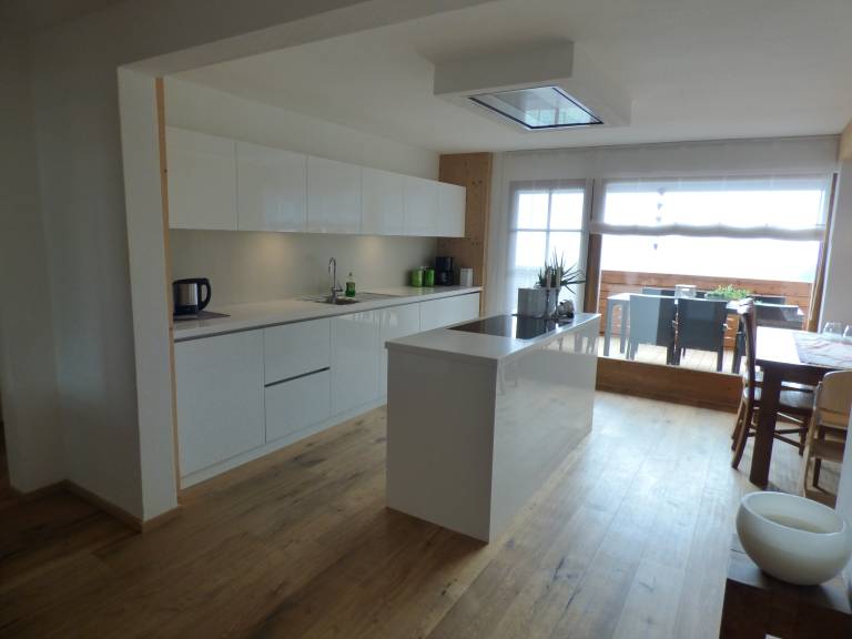 Family-friendly charming rental apartment with fast internet, barbecue & hot tub | Mountain view | Good for workation | Dogs allowed — photo 3