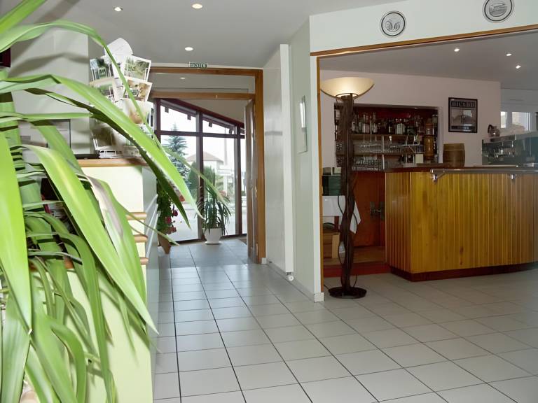 Logis Hotel Bellevue — photo 4