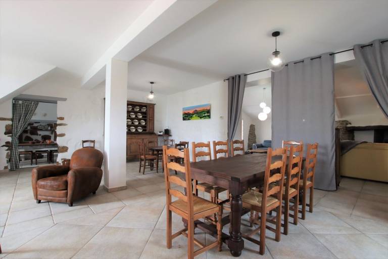 Gite with terrace & yard | Pets allowed — photo 3