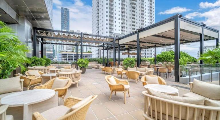 Four Seasons Miami Luxury Two-Bedroom Suite in Brickell - Free Parking — photo 5