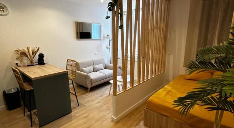 Apartment with 1 room for 2 persons in Valbonne