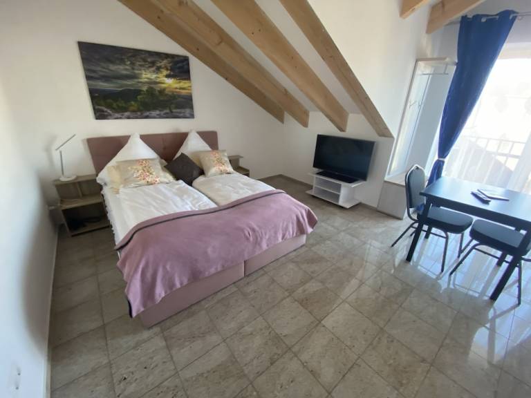 Accommodation  Zaißing