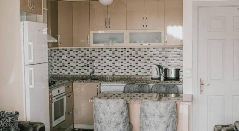 Fully equipped wonderful vacation home with patio, BBQ & yard | Dogs allowed — photo 3