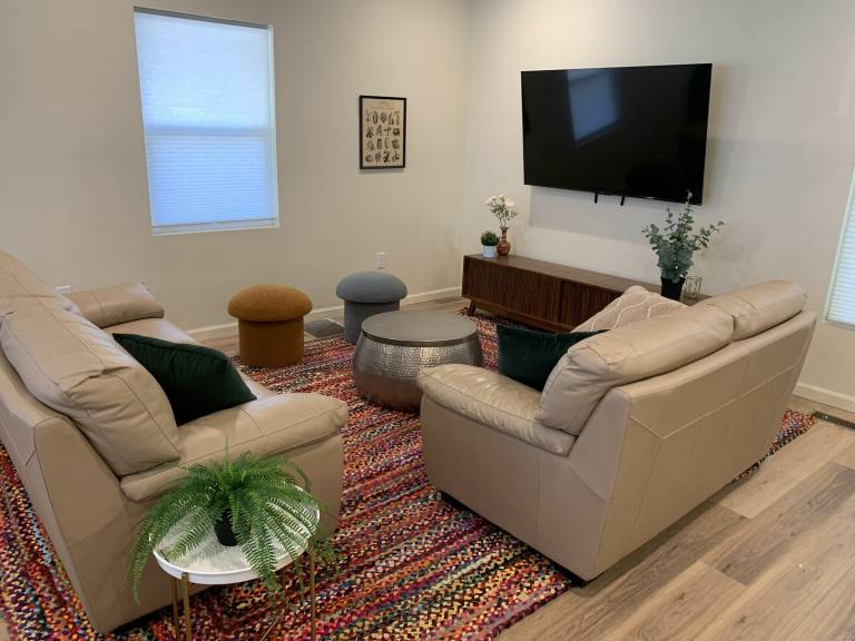 Children-friendly house with yard | Dogs allowed — photo 2