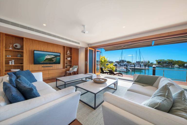 House Whitsunday Island