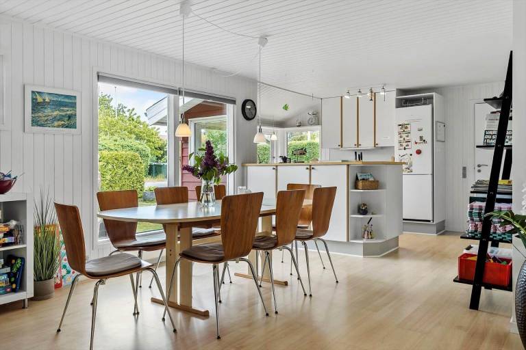 Family-oriented lovely vacation home with terrace & barbecue | Dogs allowed — photo 4