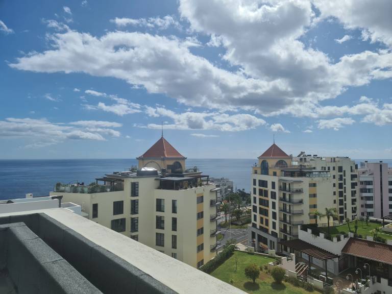 Apartment 'Seaside Escape' with Sea View, Balconies & Wi-Fi — photo 3