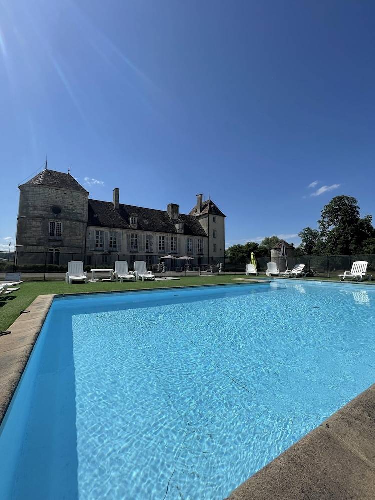 Château Nuits-Saint-Georges