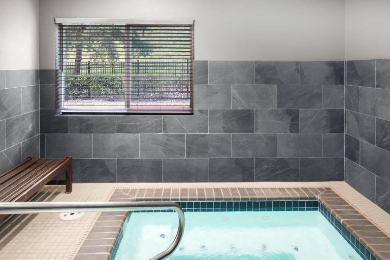 Garner Auburn - Seattle By IHG — photo 4