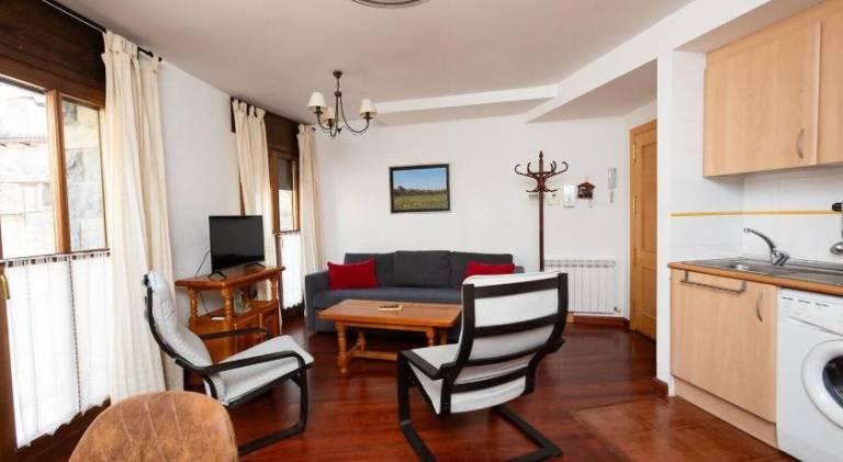 Rental apartment with 2 rooms for 6 persons — photo 4