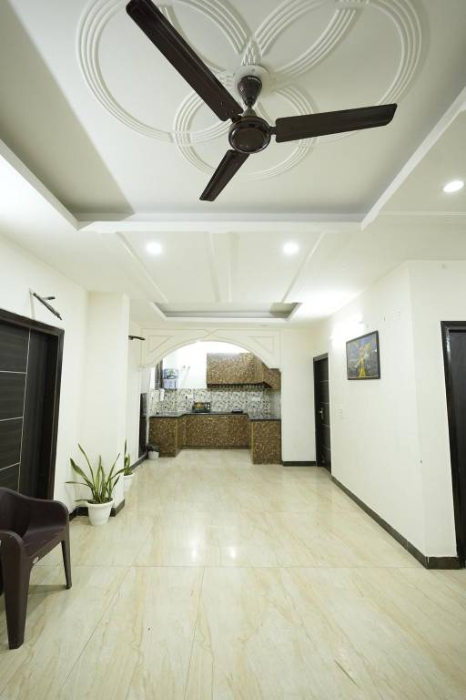 Villa with pool & terrace — photo 4