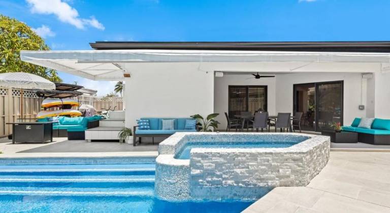 House with pool | Dogs allowed — photo 5