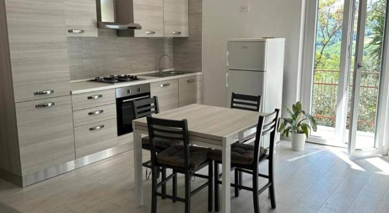 Rental apartment with yard & patio in Urbino