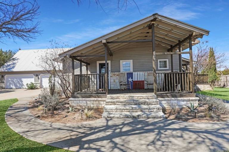 House Possum Kingdom State Park