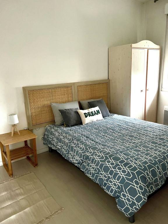 Apartment  Sens