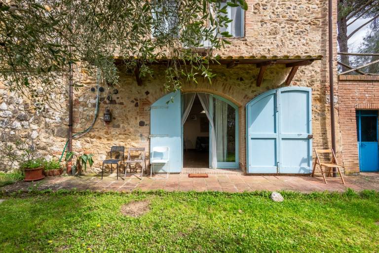 Beautiful apartment with fast internet, garden & pool | Pets allowed in Siena