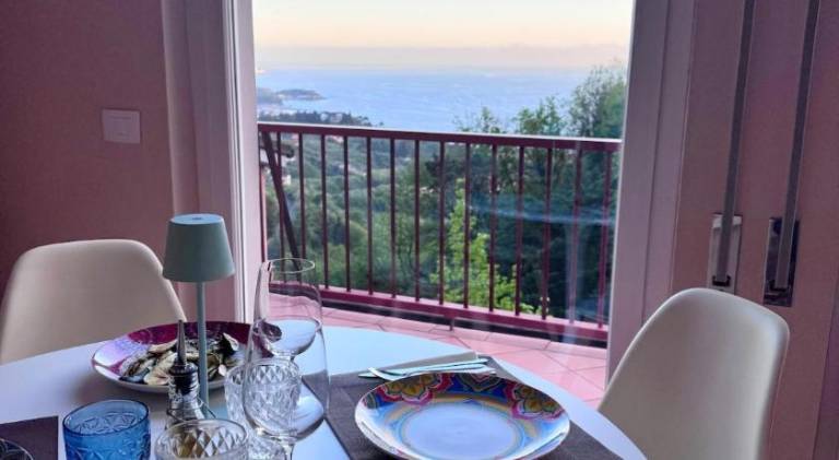 Holiday apartment with pool in Arcola
