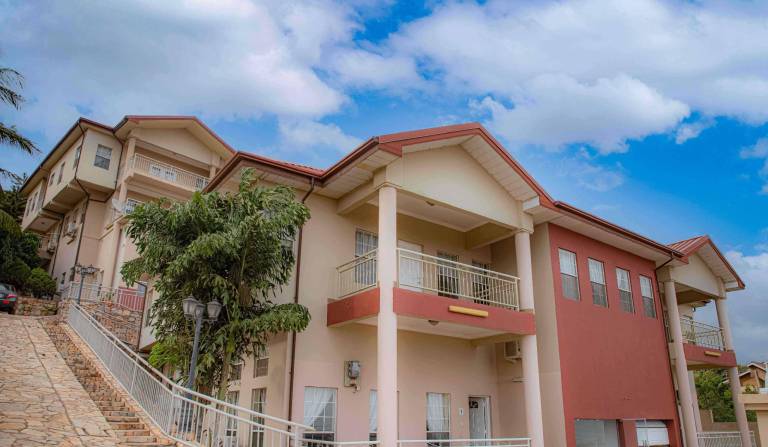Serviced apartment Aburi