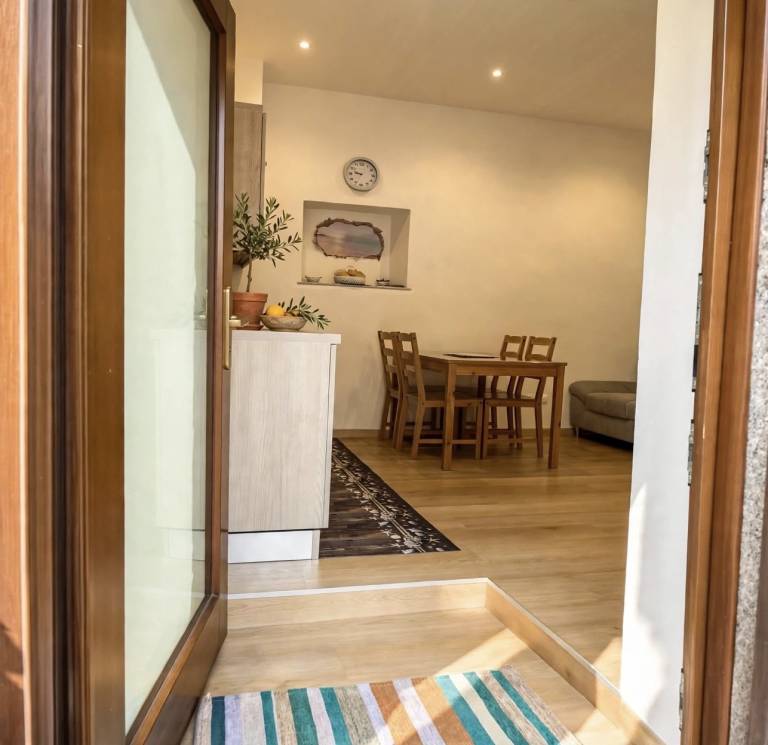 Ferienwohnung in Intra, Lago Maggiore für max. 3 Personen, Ferienwohnung in Intra, Lago Maggiore für max. 3 Personen,