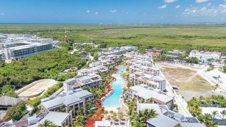 Blue Beach Luxury All Inclusive Resort in Punta Cana