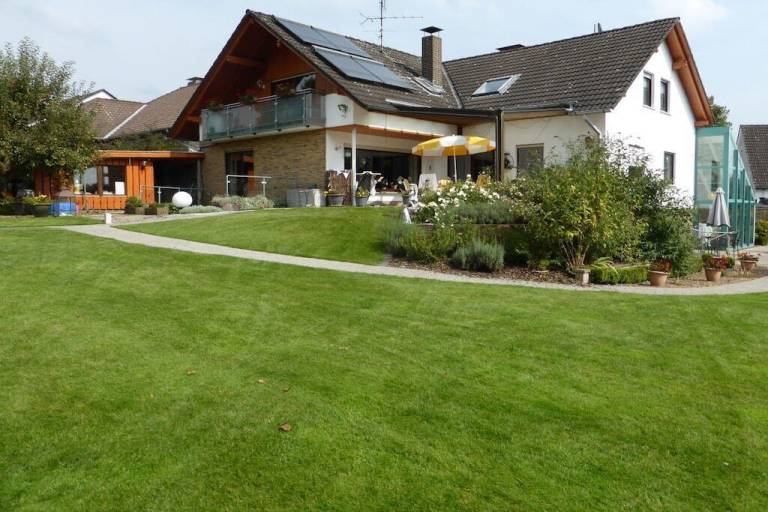 Ferienhaus  Beverungen