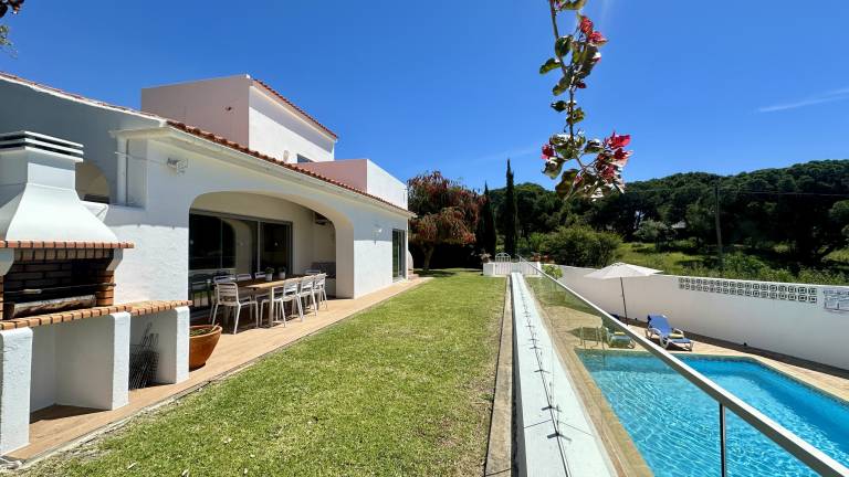 Fully equipped pleasant villa with patio, grill & private pool | Dogs allowed — photo 2