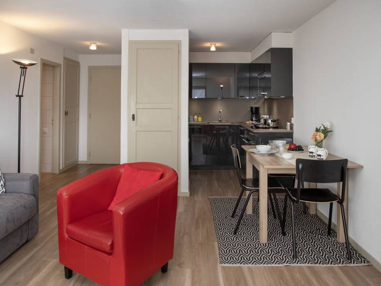 Wonderful rental apartment with terrace & yard | Mountain view | Ski nearby | Pet-friendly — photo 3