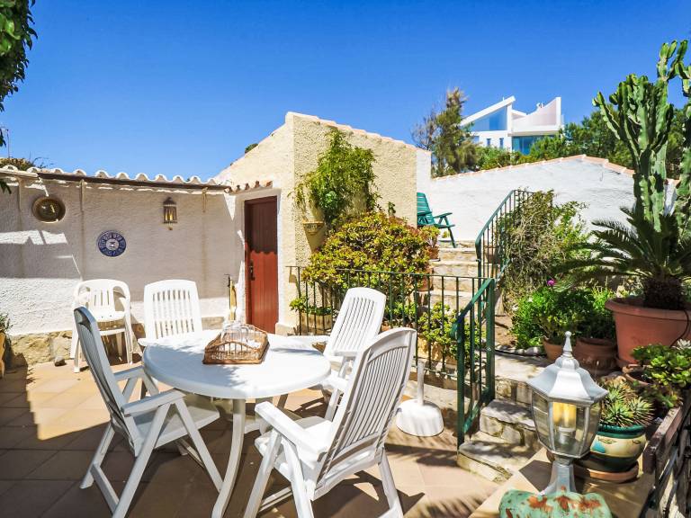Vacation home with patio, private pool & yard | Sea view | Pets are welcome — photo 4