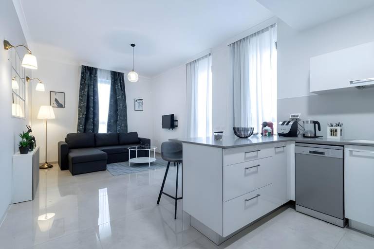 Modern flat on best location in town in Jerusalem