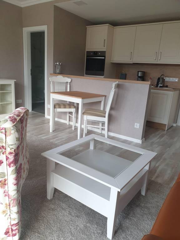 Rental apartment with patio — photo 4