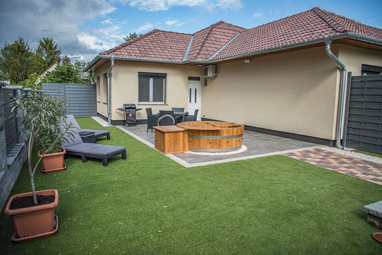 Ferienwohnung Abádszalók
