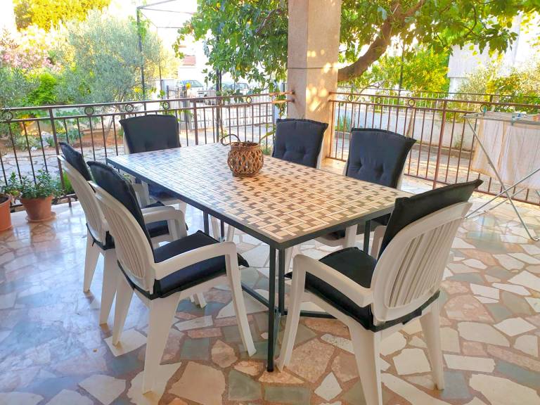 Apartment with BBQ & terrace — photo 5