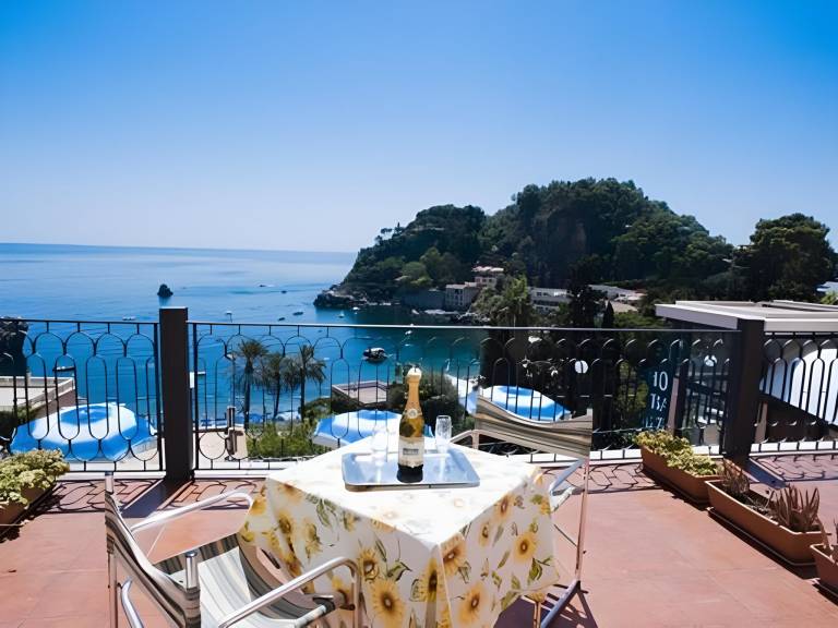 Baia Azzurra Hotel — photo 4