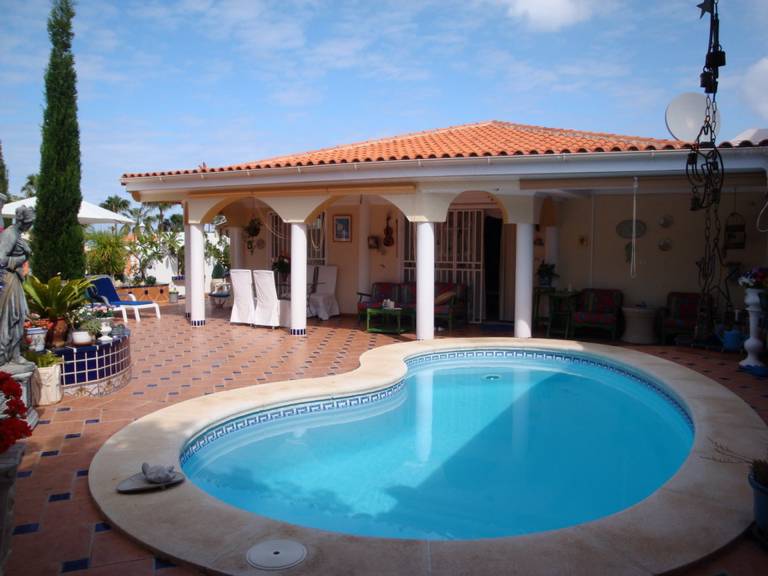 Children-friendly big villa with sauna, barbeque & patio | Sea view | Next to the beach | Good for workation | Dogs allowed — photo 2