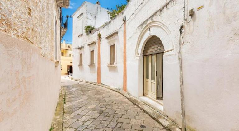 Rental apartment with garden & grill in Presicce-Acquarica