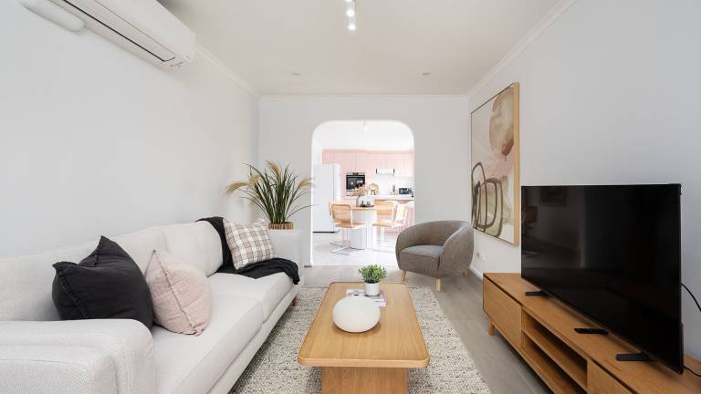 House  Werribee South