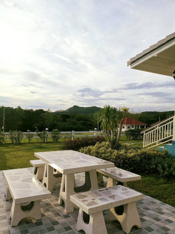 Vacation home with garden & barbecue — photo 2
